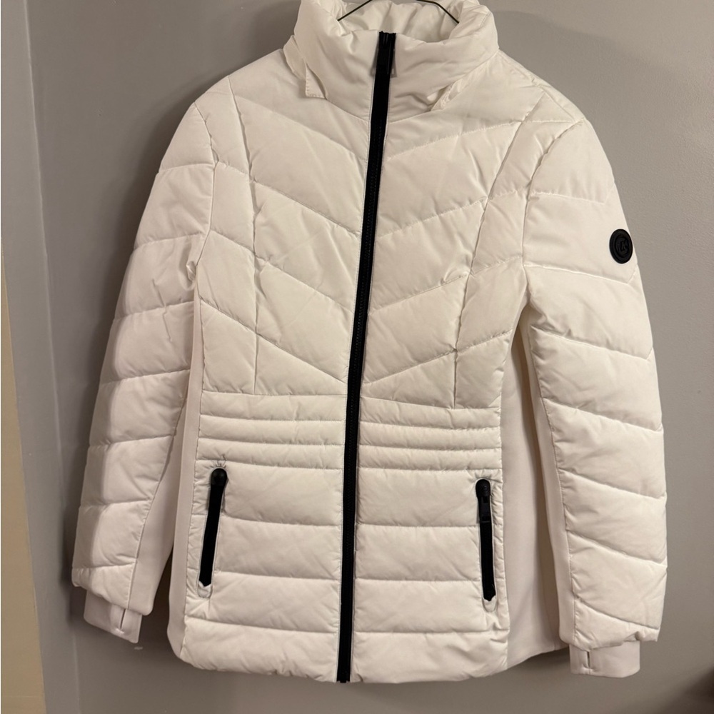 Michael Kors White Quilted Puffer Jacket – Size Small